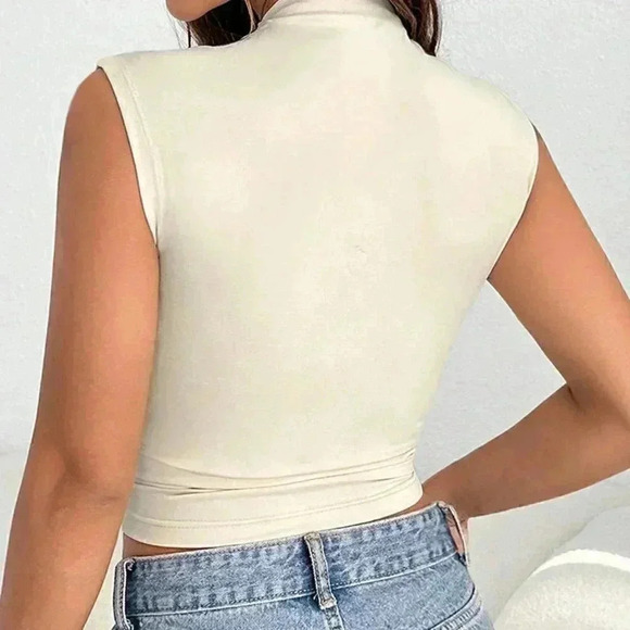 Beige Casual Womens Knitted Solid-Colored Vest Top - Picture 3 of 5